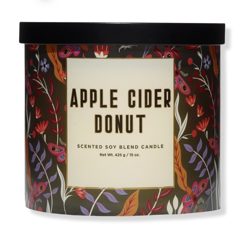 NWT RARE Discontinued Apple Cider Donut Soy Blend Candle by Ulta Beauty